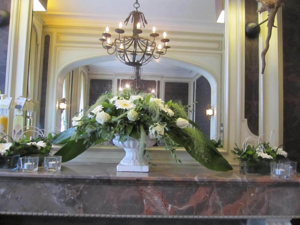 Hotel Belle-Vie Sint-Truiden Esterno foto